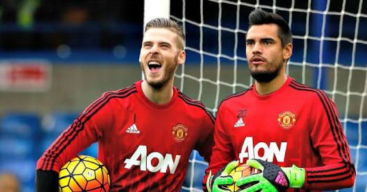 Laga Krusial Lawan Ajax Amsterdam, MU Pilih Sergio Romero